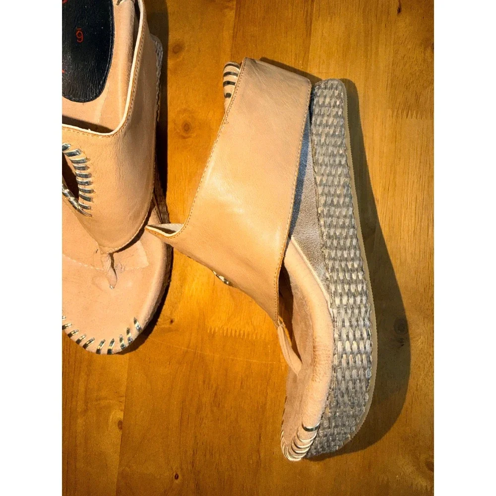 Modzori Tan Leather Whipstitch Wedge Thong Sandals Size 6 Bohemian Platform